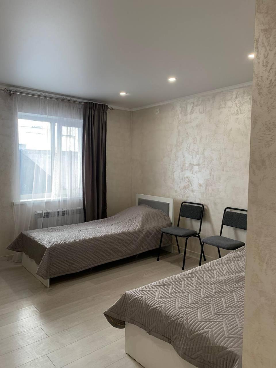 Comfort Plus Hostel Almaty Exterior photo